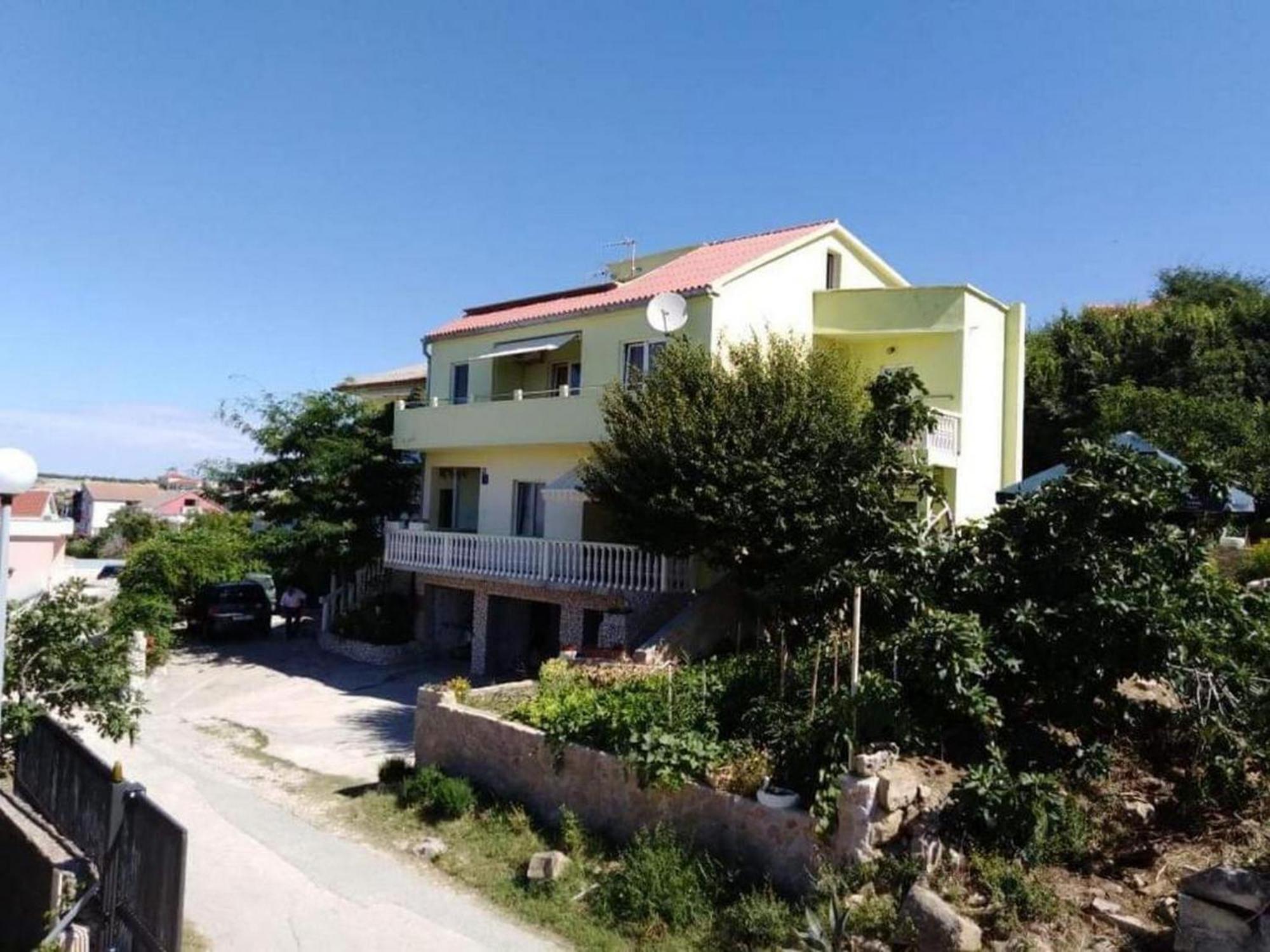 Ražanac Apartments Miocic מראה חיצוני תמונה
