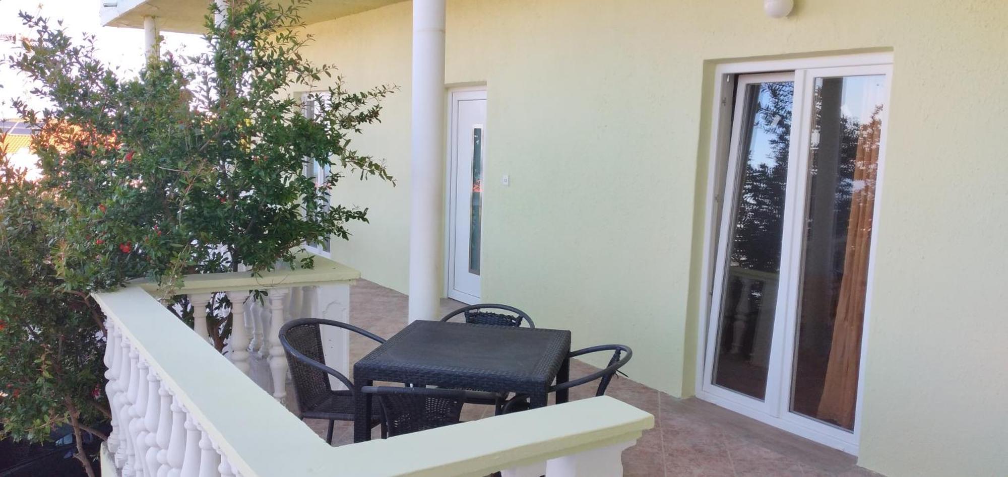Ražanac Apartments Miocic מראה חיצוני תמונה