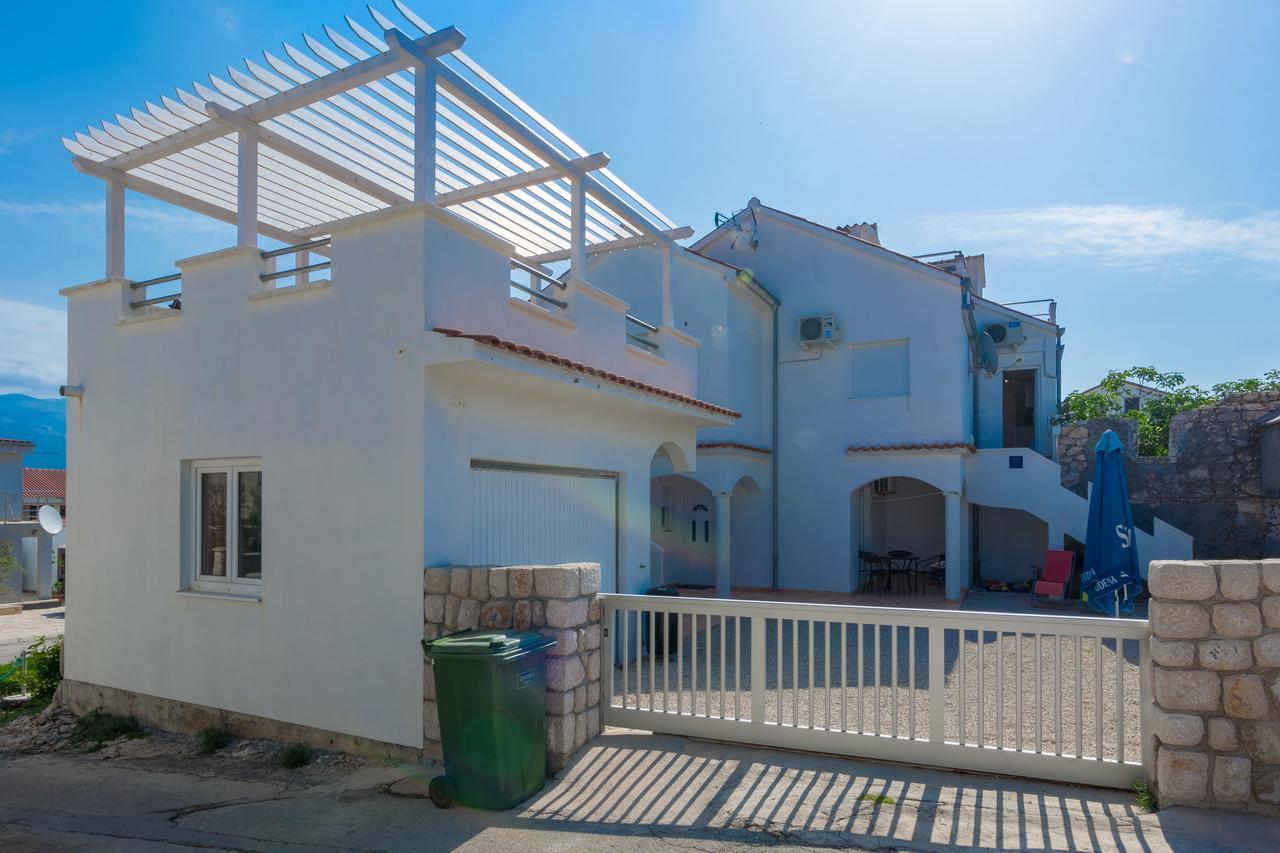 Ražanac Apartments Miocic מראה חיצוני תמונה
